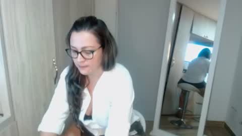 Snapshot of sophie_lopez1 chatting on 27, 6, 2026 Sofa online show from 27, 6, 2026