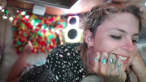 Snapshot of sophie_lovely chatting on 26, 2, 2025 derpy derpington online show from 26, 2, 2025