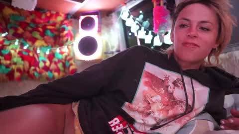 Snapshot of sophie_lovely chatting on 28, 2, 2025 derpy derpington online show from 28, 2, 2025