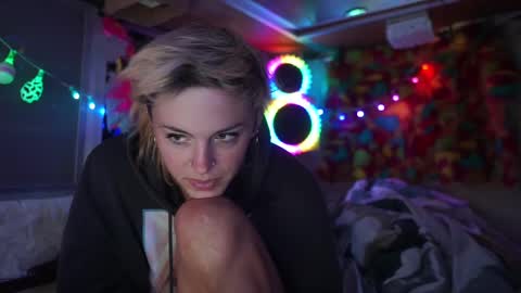 Snapshot of sophie_lovely chatting on 8, 3, 2025 derpy derpington online show from 8, 3, 2025