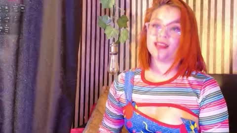 Snapshot of sophie_new25 chatting on 22, 10, 2025 sophie_new25 online show from 22, 10, 2025