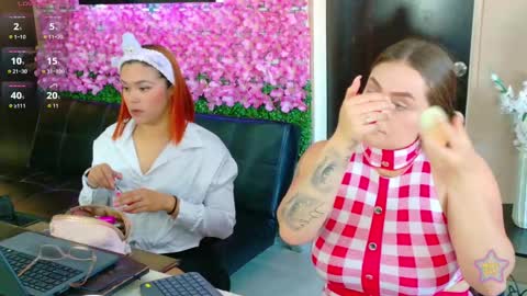 Snapshot of sophie_new25 chatting on 27, 2, 2026 sophie_new25 online show from 27, 2, 2026