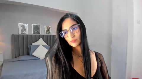 Snapshot of sophie_nolie chatting on 9, 2, 2026 Sophi online show from 9, 2, 2026