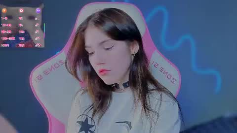 sophie_nomenal_ online show from 8, 7, 2026