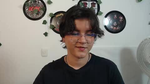 Snapshot of sophie_ross1 chatting on 23, 9, 2025 sophie_ross1 online show from 23, 9, 2025