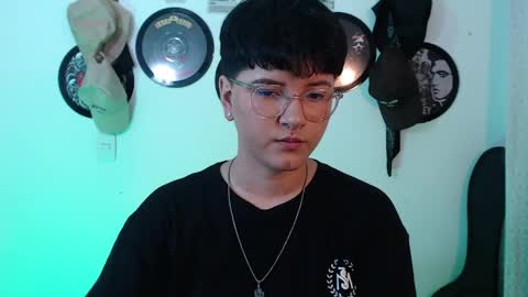 Snapshot of sophie_ross1 chatting on 7, 4, 2026 sophie_ross1 online show from 7, 4, 2026