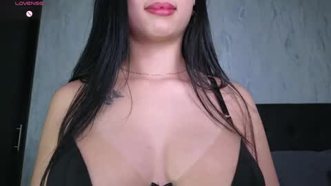 Snapshot of sophie_x1 chatting on 11, 4, 2026 Sophie online show from 11, 4, 2026