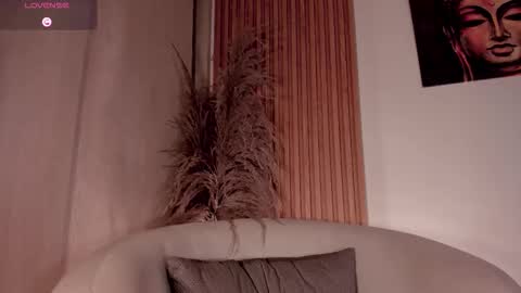 Snapshot of sophieblake_1 chatting on 28, 3, 2026 Sophie online show from 28, 3, 2026