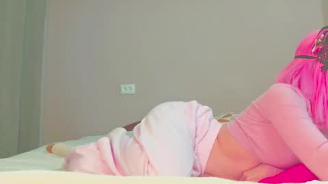 Snapshot of sophiechan69 chatting on 15, 11, 2025 ShopieChan69 online show from 15, 11, 2025