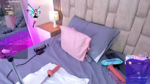 Snapshot of sophiee_adams_ chatting on 28, 4, 2026 sophiee online show from 28, 4, 2026