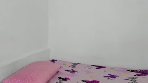 Snapshot of sophiee_veryhot chatting on 28, 11, 2025 sophiee veryhot online show from 28, 11, 2025