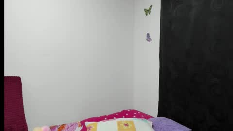Snapshot of sophieewoods chatting on 29, 9, 2025 Sophie Woods  online show from 29, 9, 2025
