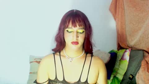 sophiehillsxo online show from 31, 1, 2025