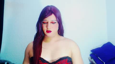 sophiehillsxo online show from 5, 12, 2025