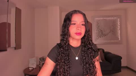 Sophie Houston online show from 30, 11, 2025