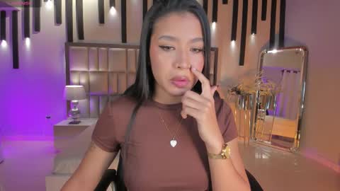 Sophie Houston online show from 14, 1, 2026