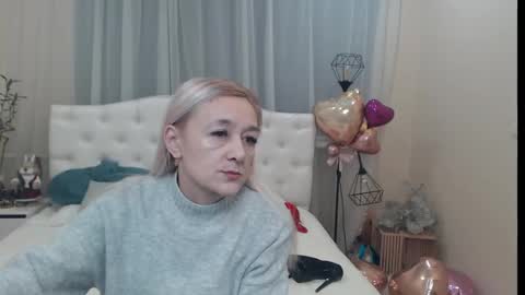 sophiekittyy online show from 1, 3, 2025