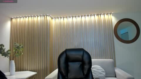 Snapshot of sophielanne chatting on 27, 3, 2026 Sophie online show from 27, 3, 2026