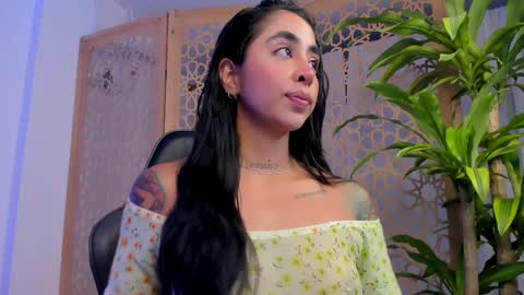 sophierooy online show from 5, 2, 2025