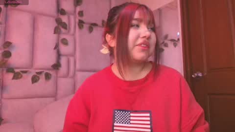 Snapshot of sophievv chatting on 12, 9, 2025 Sophie online show from 12, 9, 2025