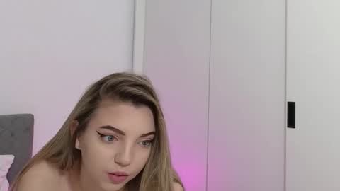 SophieWild online show from 4, 2, 2026