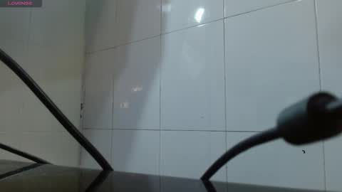 Snapshot of sophiiazoe chatting on 18, 12, 2025 S O P H I E online show from 18, 12, 2025