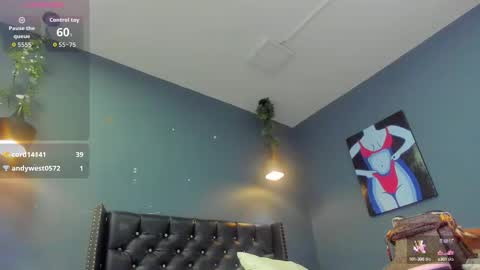 Sophie Taylor online show from 3, 10, 2025