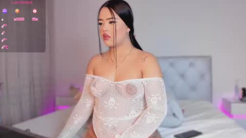 sophy  online show from 6, 3, 2025