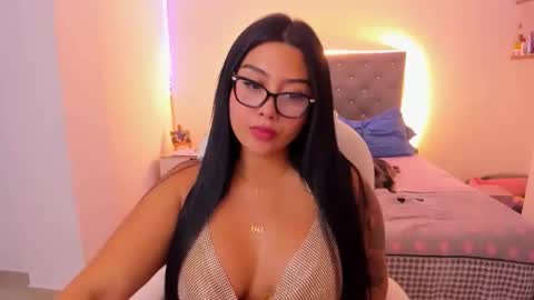 Sophy Bunny online show from 26, 3, 2026