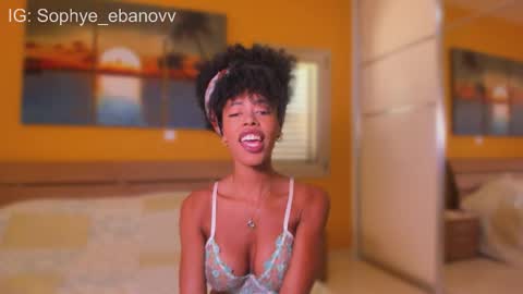Snapshot of sophye_ebanov chatting on 12, 10, 2025 SEE U HERE OF online show from 12, 10, 2025