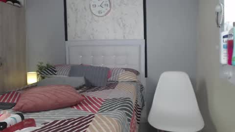 Sofia  online show from 18, 2, 2025