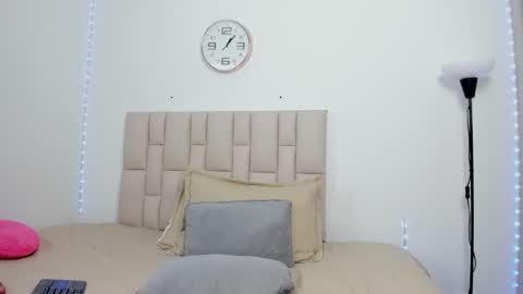 Snapshot of sopphiefox chatting on 21, 2, 2026 Sofia online show from 21, 2, 2026