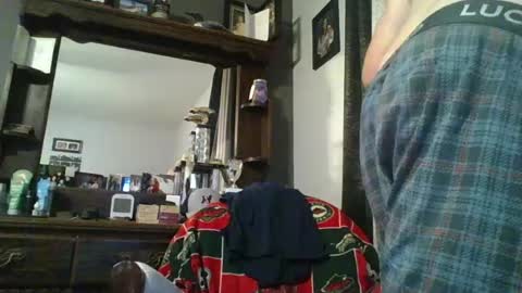 Snapshot of soro00421 chatting on 4, 8, 2026 soro00421 online show from 4, 8, 2026