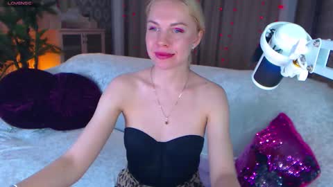 Lisa online show from 27, 11, 2025