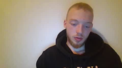 soumi854640 online show from 5, 11, 2025