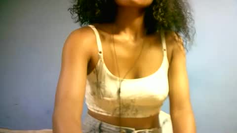 sourayaa online show from 4, 4, 2026