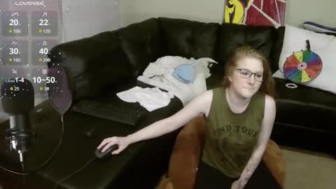 Snapshot of southerbunny chatting on 11, 2, 2025 Bunnydathug online show from 11, 2, 2025