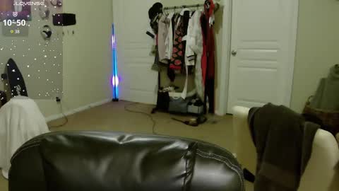 Snapshot of southerbunny chatting on 23, 9, 2025 Bunnydathug online show from 23, 9, 2025