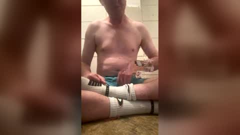 Snapshot of southernblueyes chatting on 18, 4, 2026 Southernblueyes online show from 18, 4, 2026