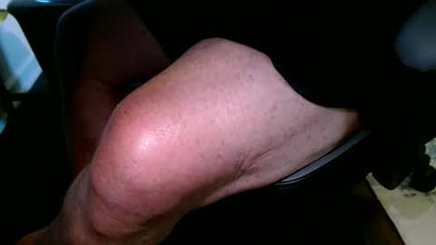 Snapshot of southernncguy7 chatting on 4, 4, 2026 southernncguy7 online show from 4, 4, 2026