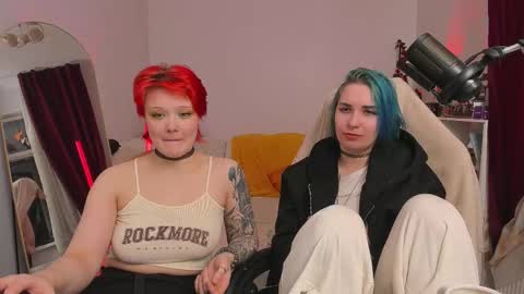 Snapshot of sova_energy chatting on 13, 3, 2026 Leah online show from 13, 3, 2026