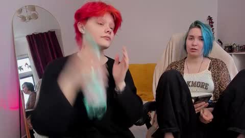 Snapshot of sova_energy chatting on 15, 3, 2026 Leah online show from 15, 3, 2026