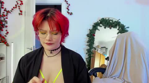 Snapshot of sova_energy chatting on 10, 4, 2026 Leah online show from 10, 4, 2026