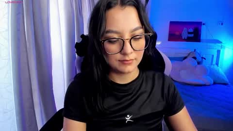 Snapshot of soy___lili chatting on 17, 1, 2025 Lili online show from 17, 1, 2025