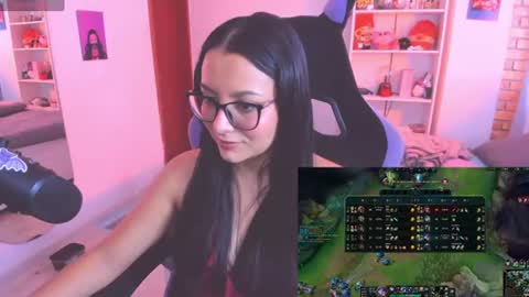 Lili online show from 19, 6, 2026