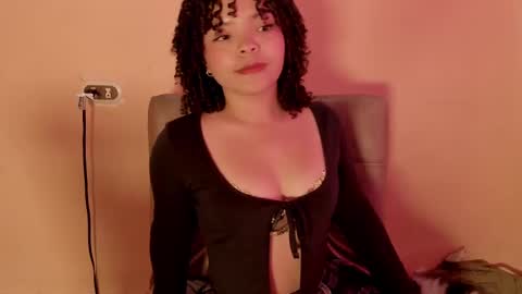 Snapshot of soy_jacky18 chatting on 8, 3, 2025 Jacky online show from 8, 3, 2025