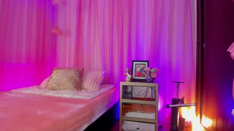 Snapshot of soyemi_ chatting on 31, 1, 2025 25 online show from 31, 1, 2025