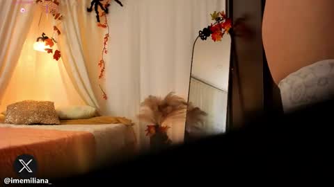 Snapshot of soyemi_ chatting on 24, 10, 2025 25 online show from 24, 10, 2025