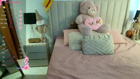 Adeline independent model online show from 14, 1, 2026