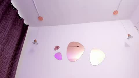 Sami Diaz   online show from 10, 2, 2025